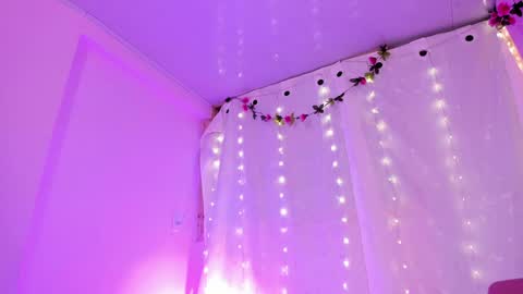 Snapshot of samanta_roberts1 chatting on 01.15.25 Samanta online show from 01.15.25