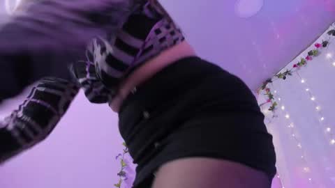 Snapshot of samanta_roberts1 chatting on 02.26.25 Samanta online show from 02.26.25