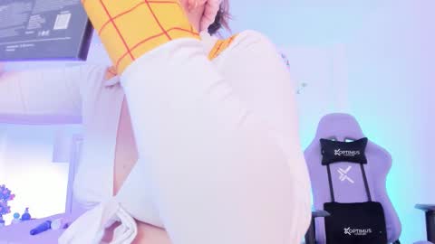 Snapshot of samanta_roberts1 chatting on 11.01.25 Samanta online show from 11.01.25