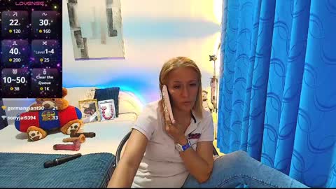 Snapshot of samanta_stone69 chatting on 12.03.24 Samanta Stone online show from 12.03.24