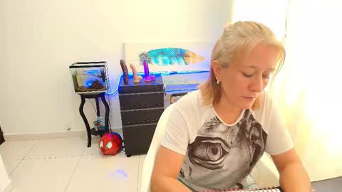 Samanta Stone online show from 10.20.25