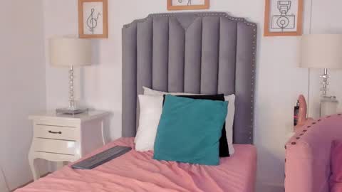  samanta  online show from 01.30.25