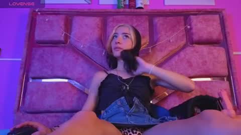 samantaa_liov online show from 06.17.26
