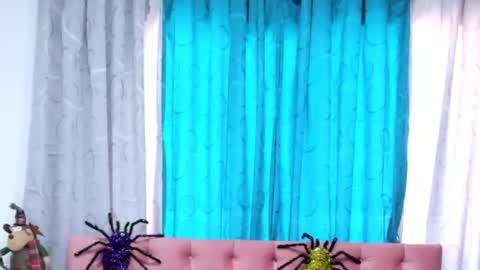 Snapshot of samantadark chatting on 10.05.25 SamantaDark online show from 10.05.25