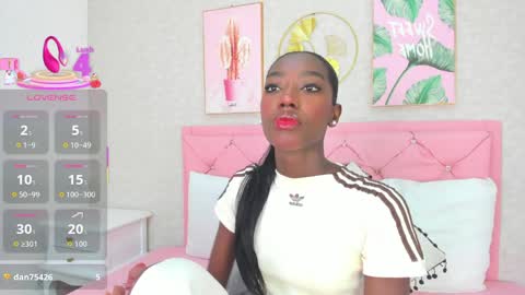Snapshot of samantamarquez chatting on 05.21.26 Samanta online show from 05.21.26