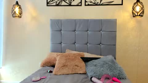 Snapshot of samantaparty1 chatting on 09.27.25 Samanta online show from 09.27.25