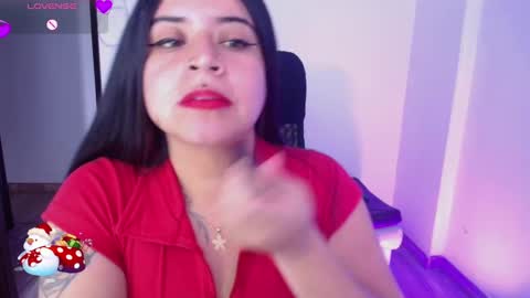 Snapshot of samantha_devil_ chatting on 01.08.25 Samanta online show from 01.08.25