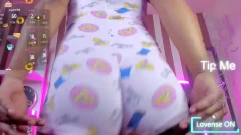 Snapshot of samantha_evans_18 chatting on 10.23.25 Samantha online show from 10.23.25