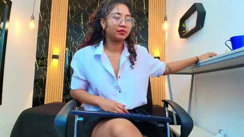    online show from 04.18.26