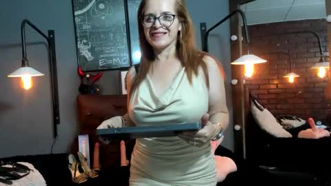 Sam online show from 02.10.25