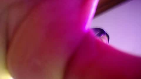 samantha_scottt online show from 10.22.25