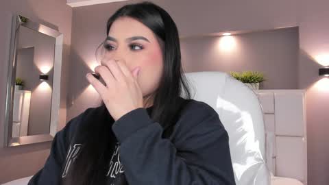  Samanthaa online show from 01.05.25