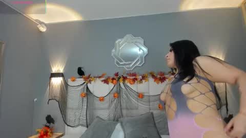  Samanthaa online show from 10.20.25