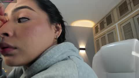  Samanthaa online show from 11.21.25