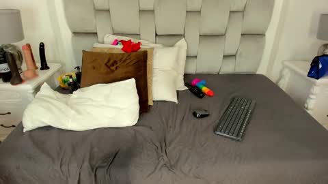 Samantha online show from 01.08.25