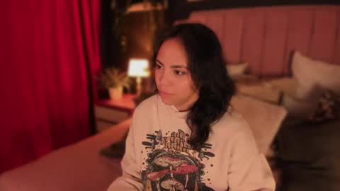 Snapshot of samanthadela chatting on 11.06.25 SAMM online show from 11.06.25