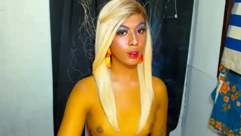 Snapshot of samanthag_17 chatting on 11.23.25 Samantha online show from 11.23.25