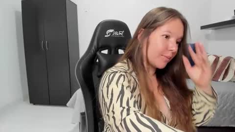 Samantha samy online show from 09.28.25