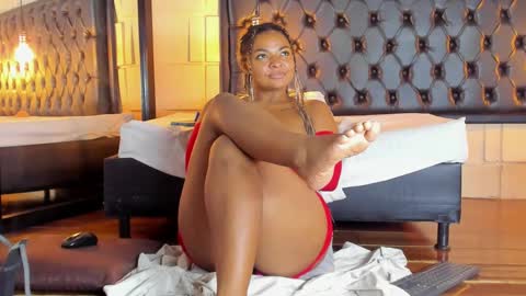 Snapshot of samanthamilan chatting on 03.01.25 Alejandra  online show from 03.01.25