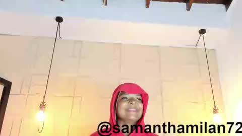 Snapshot of samanthamilan chatting on 09.10.25 Alejandra  online show from 09.10.25