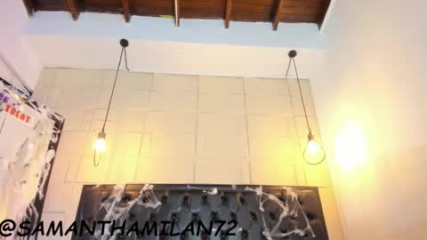 Snapshot of samanthamilan chatting on 10.16.25 Alejandra  online show from 10.16.25