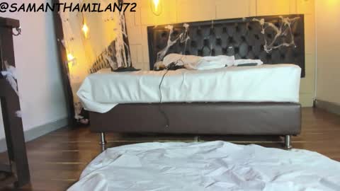 Snapshot of samanthamilan chatting on 10.22.25 Alejandra  online show from 10.22.25