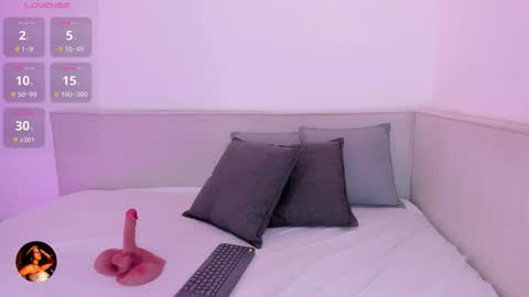 samara_hale online show from 12.22.25