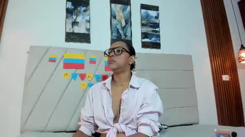 Snapshot of samaraa_smith1 chatting on 07.04.26 samaraa_smith1 online show from 07.04.26