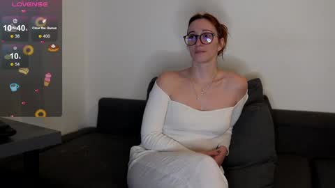 Snapshot of samarafromthewell chatting on 01.30.25 Samara From The Well online show from 01.30.25