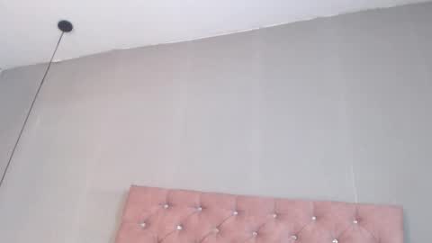 Snapshot of samaragrey18 chatting on 02.27.25 samaragrey18 online show from 02.27.25