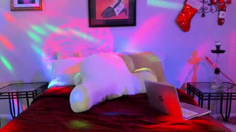 Yaya online show from 12.19.24