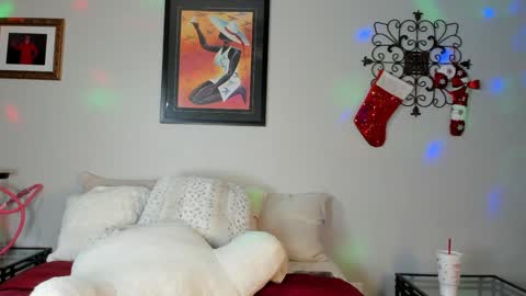 Yaya online show from 12.21.24