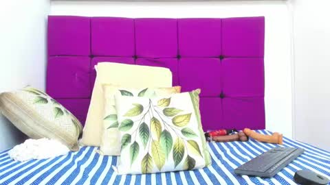 Snapshot of samay_sex18 chatting on 03.06.25 samay_sex18 online show from 03.06.25