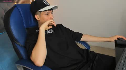 Snapshot of samblack_ chatting on 02.27.26 Sam online show from 02.27.26