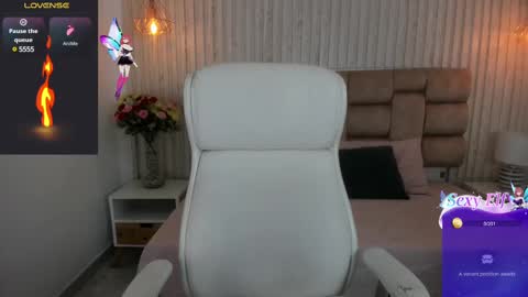 Snapshot of sami_eva chatting on 02.26.25 Samanta online show from 02.26.25