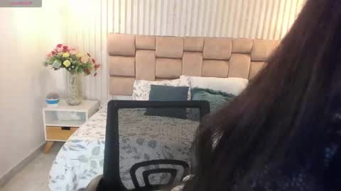 Snapshot of sami_eva chatting on 09.11.25 Samanta online show from 09.11.25
