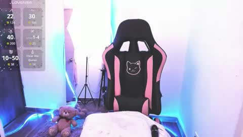 samiacooper25 online show from 11.05.25