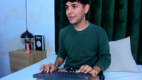 Snapshot of samir_bear chatting on 12.17.24 Samir online show from 12.17.24
