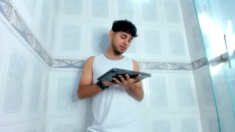 Snapshot of samir_bear chatting on 01.24.25 Samir online show from 01.24.25