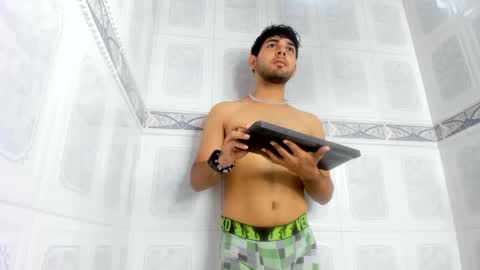 Snapshot of samir_bear chatting on 02.07.25 Samir online show from 02.07.25