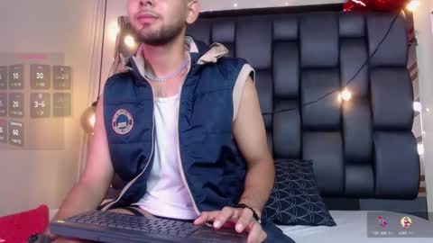 Snapshot of samir_bear chatting on 02.25.25 Samir online show from 02.25.25