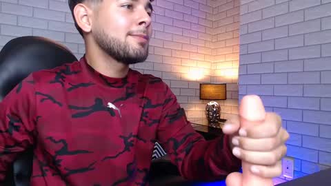 Snapshot of samir_bear chatting on 02.27.25 Samir online show from 02.27.25