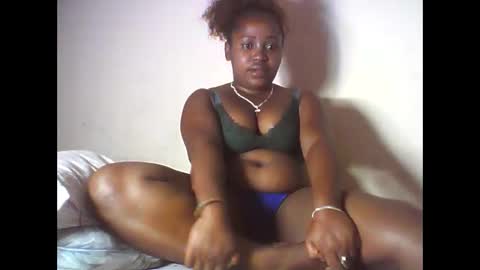 Snapshot of samirah_69 chatting on 04.16.26 samirah_69 online show from 04.16.26