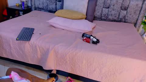 samirths_boy_ online show from 04.09.26