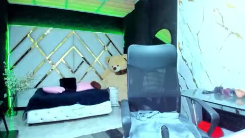 Luisa online show from 09.27.25