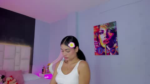 Snapshot of sammy__rose chatting on 10.04.25 Sammy Rose online show from 10.04.25