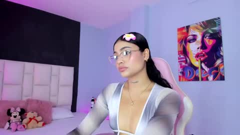 Snapshot of sammy__rose chatting on 10.05.25 Sammy Rose online show from 10.05.25