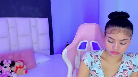 Snapshot of sammy__rose chatting on 10.16.25 Sammy Rose online show from 10.16.25