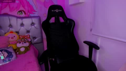 Snapshot of sammy_f_uck chatting on 09.19.25 Samantha online show from 09.19.25