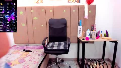 Snapshot of sammy_mature_ chatting on 12.17.24 Sammy online show from 12.17.24